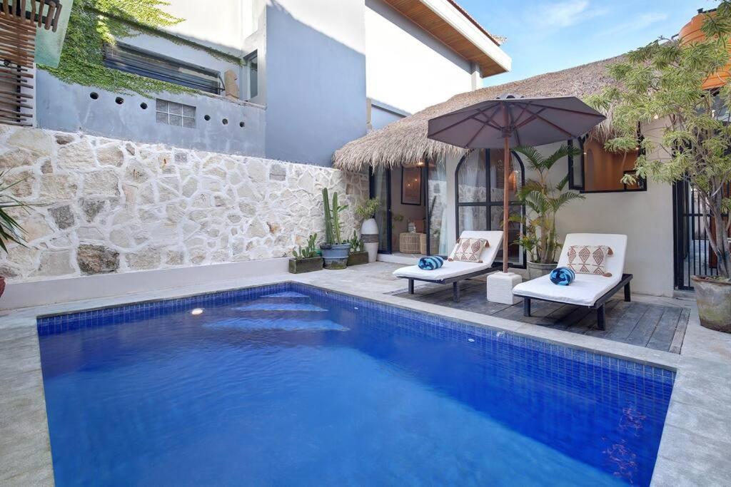 Villa #2 With Private Pool Seminyak (Bali)